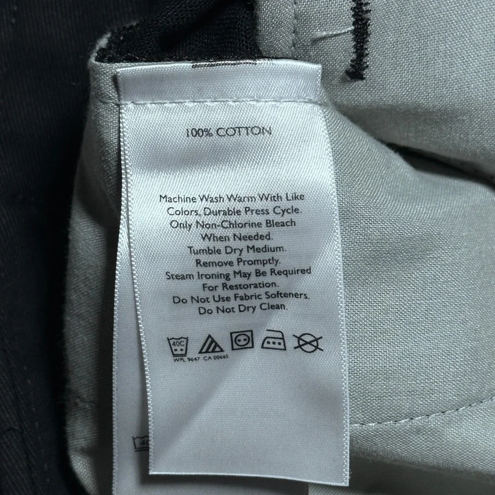 NEW Eddie Bauer Pleated Relaxed Chino Pants Mens 34x37 Wrinkle Free Black Casual